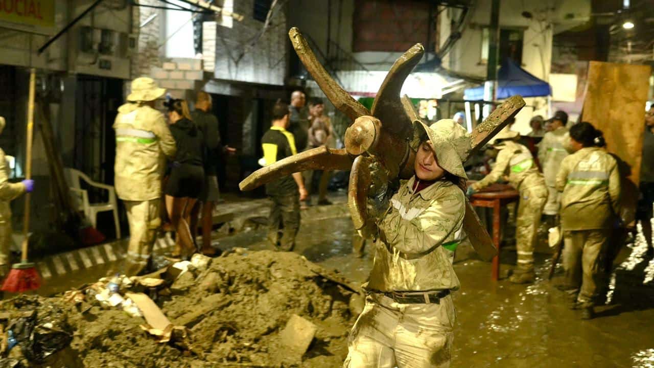 Más de 500 personas han sido atendidas tras las emergencias por fuertes lluvias en Medellín