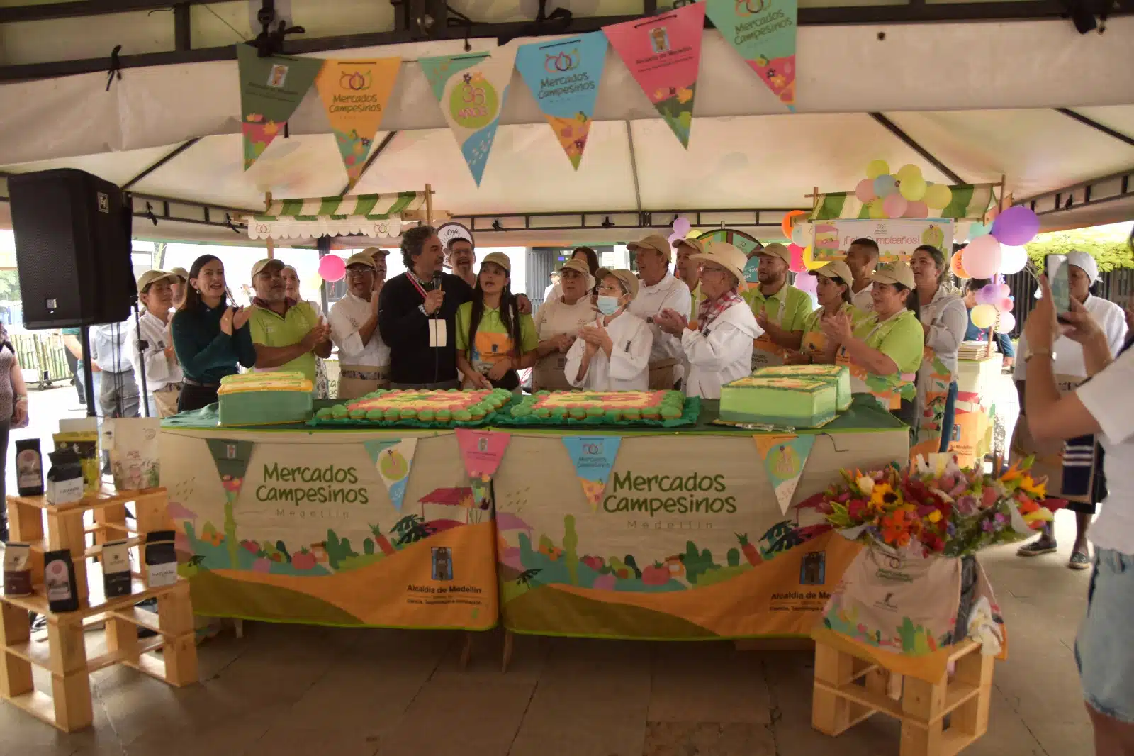 Mercados campesinos celebran