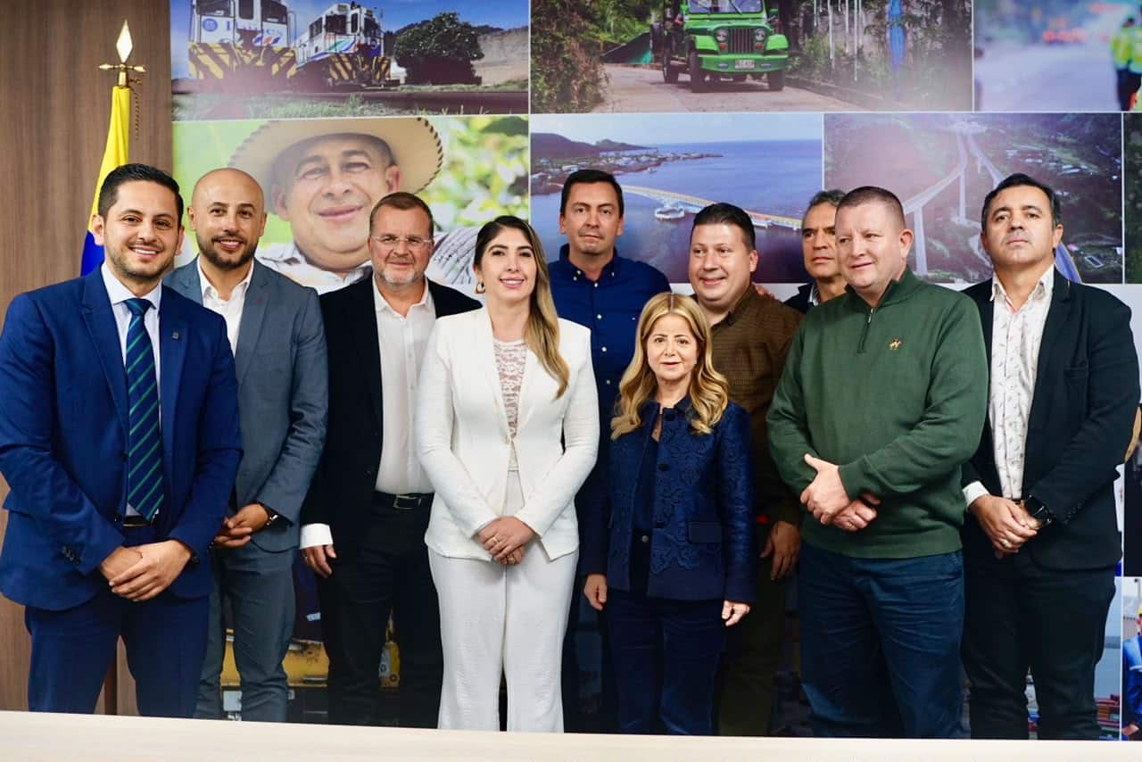 MinTransporte asegura que sí se ejecutarán 8 proyectos de movilidad del Oriente antioqueño estos son