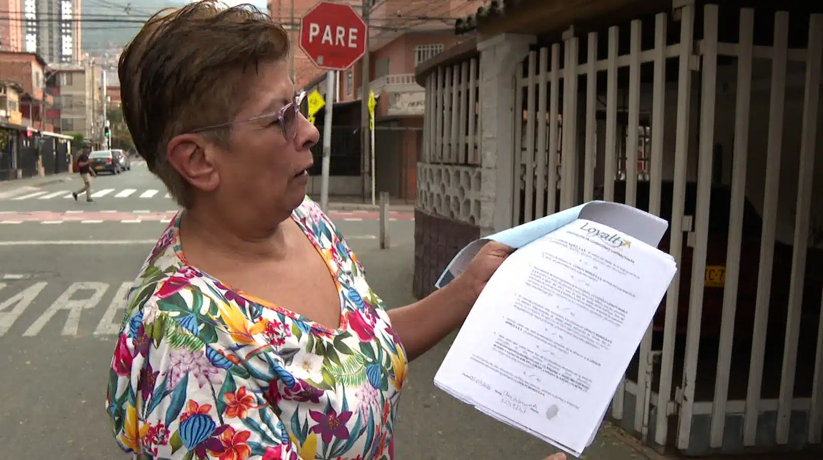 Mujer perdió $17 millones en una estafa con paquetes turísticos ofrecidos en un centro comercial