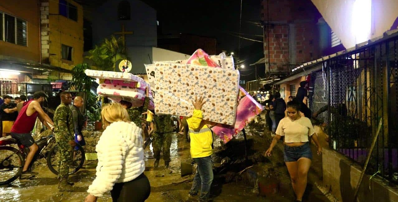 Campaña de solidaridad en Medellín tras las lluvias