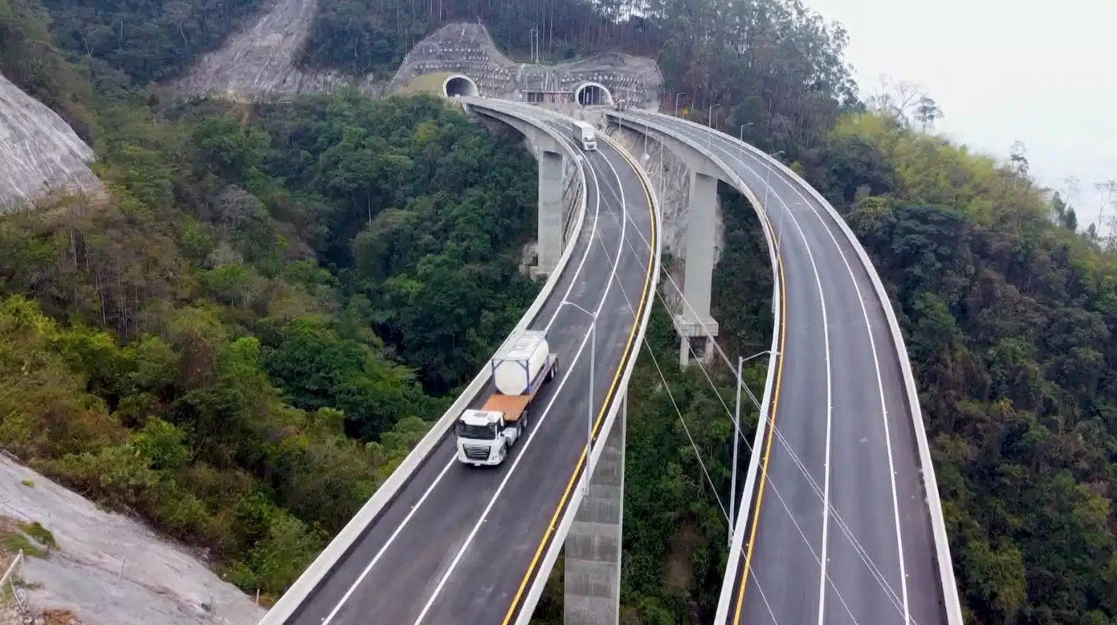 Túnel del Toyo estaría listo en un año: anuncian fecha clave para su funcionamiento
