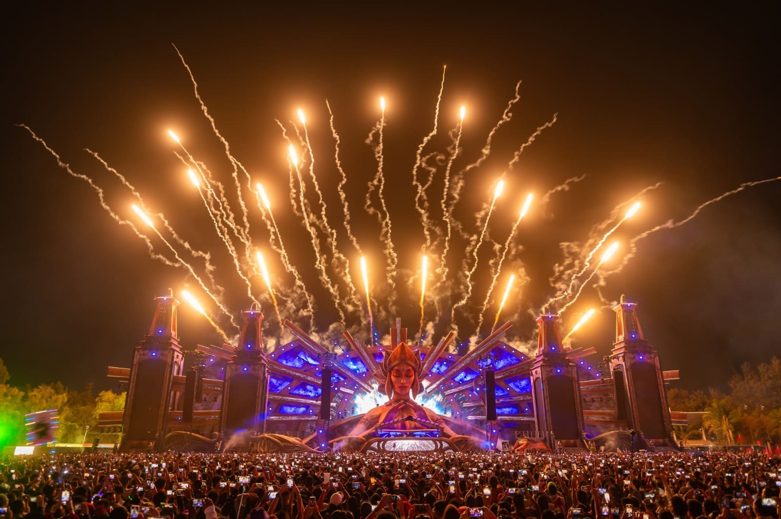 Medellín se prepara para recibir el EDC, uno de los festivales de electrónica más importantes del mundo