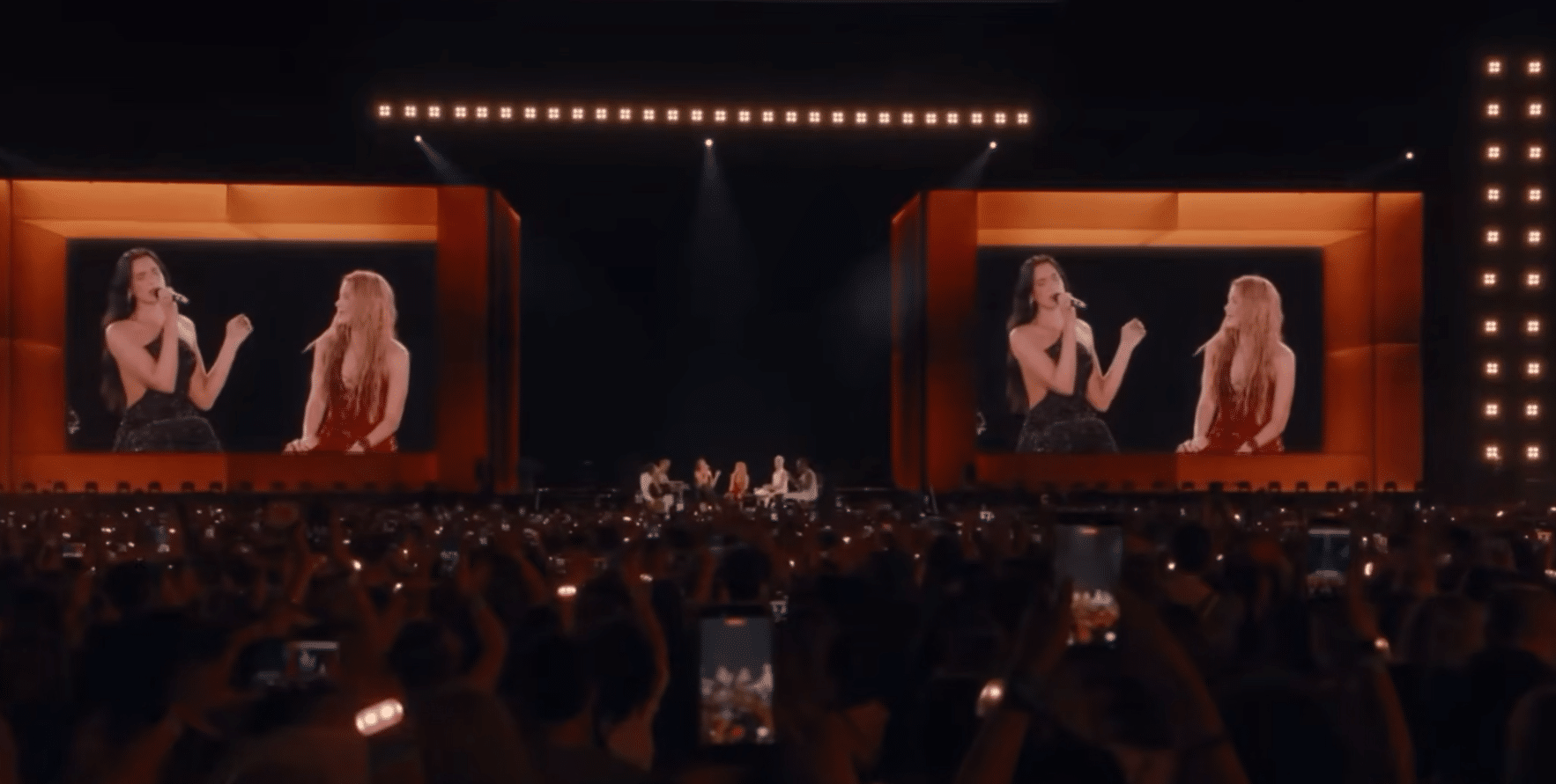 ¡Qué junte! Shakira y Dua Lipa sorprenden al cantar “Antología” en Madrid