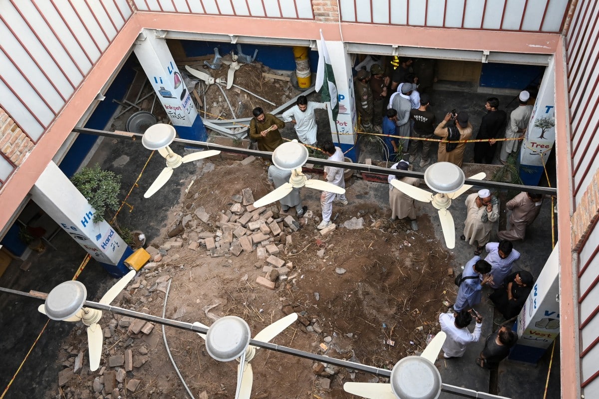 Tragedia en Pakistán: 32 niños y una profesora murieron al derrumbarse el techo de un colegio